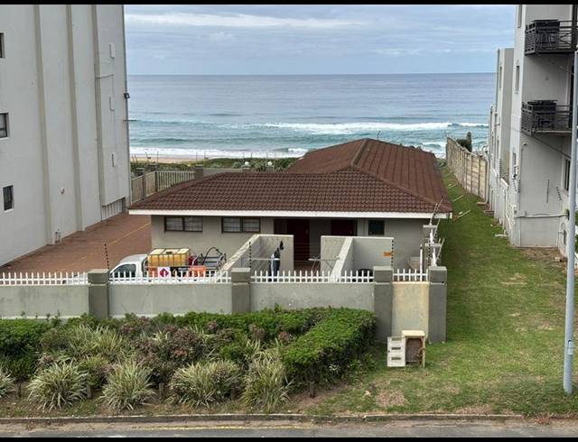 2 BEDROOM APARTMENT FOR SALE IN MARGATE BEACH